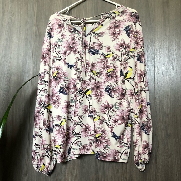 What the Finch Blouse - Picture 9 of 9